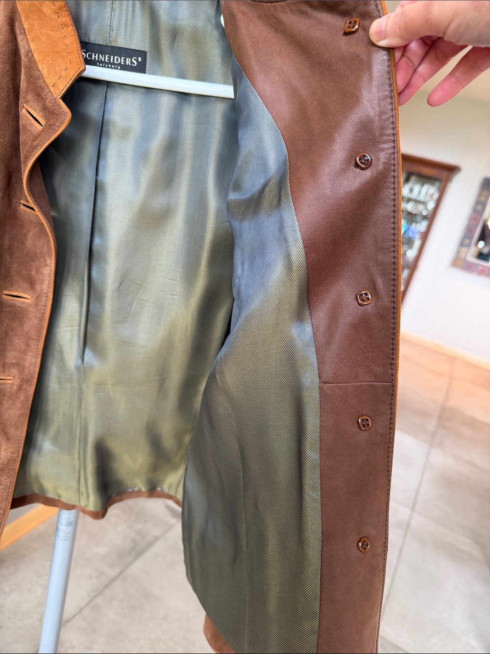 Schneiders Salzburg Trachten-style Brown 100% Goat Skin Suede Women's Jacket sz8 - Picture 6 of 15